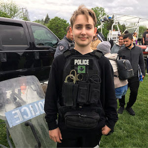 Meet your Posher, Bennett